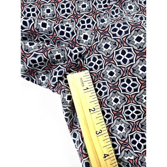 Classy J. Crew 5" Chino Shorts in Medallion Design Sz 0 EUC // Preppy // Summer - Picture 7 of 7